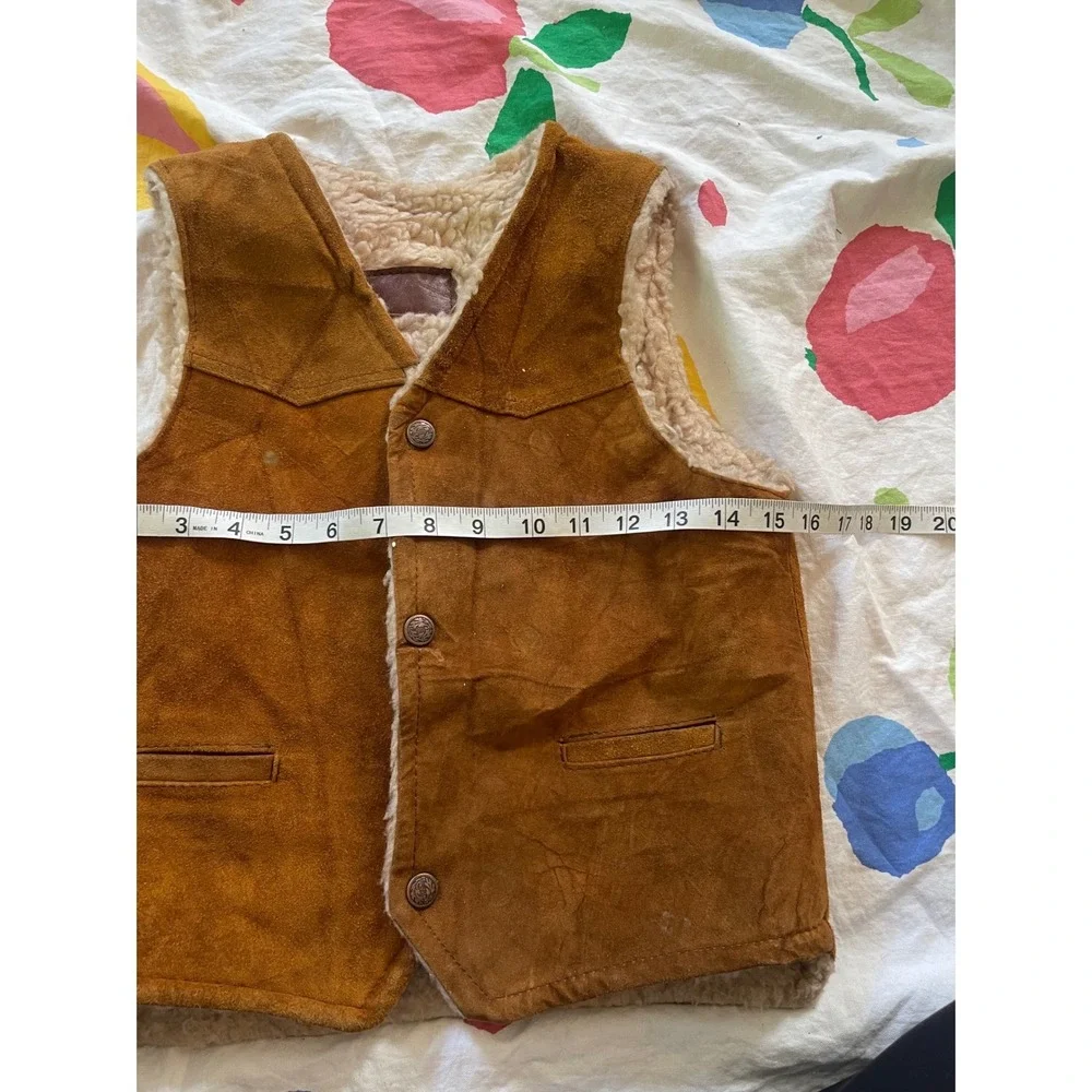 Vintage Kids Tan Suede Western Vest Faux‎ Shearling Lined Brown Medium